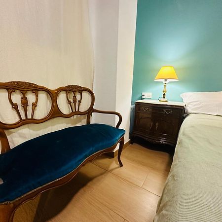 Mirador 1 Del Mercado Central - Habitacion Con Bano Privado En El Centro De La Ciudad Vella 瓦伦西亚 外观 照片