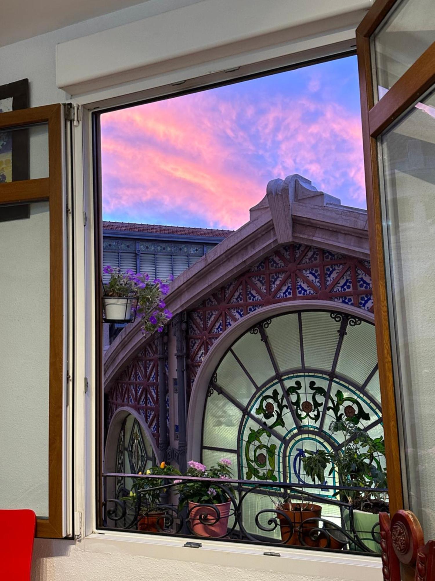 Mirador 1 Del Mercado Central - Habitacion Con Bano Privado En El Centro De La Ciudad Vella 瓦伦西亚 外观 照片