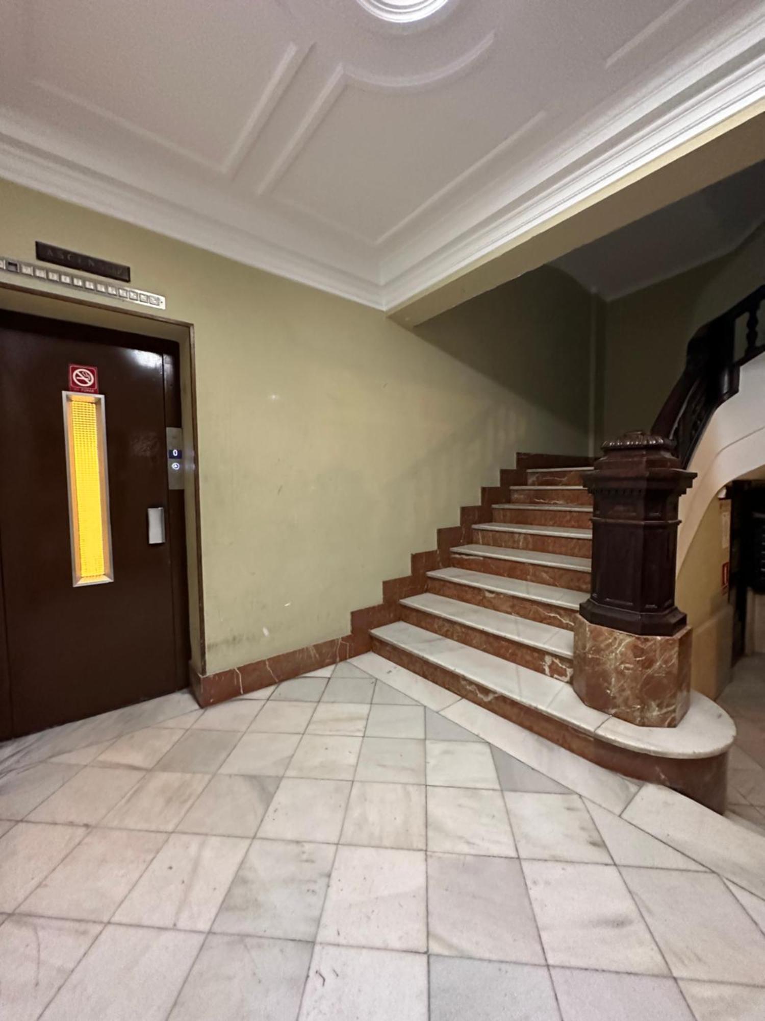 Mirador 1 Del Mercado Central - Habitacion Con Bano Privado En El Centro De La Ciudad Vella 瓦伦西亚 外观 照片