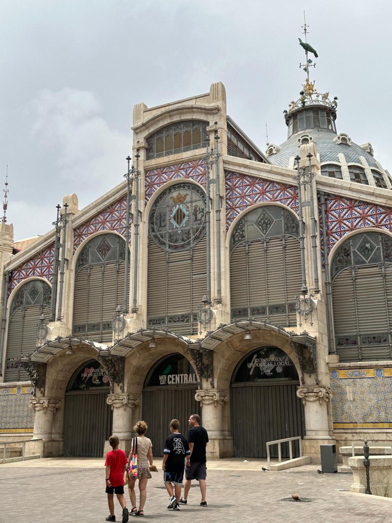 Mirador 1 Del Mercado Central - Habitacion Con Bano Privado En El Centro De La Ciudad Vella 瓦伦西亚 外观 照片