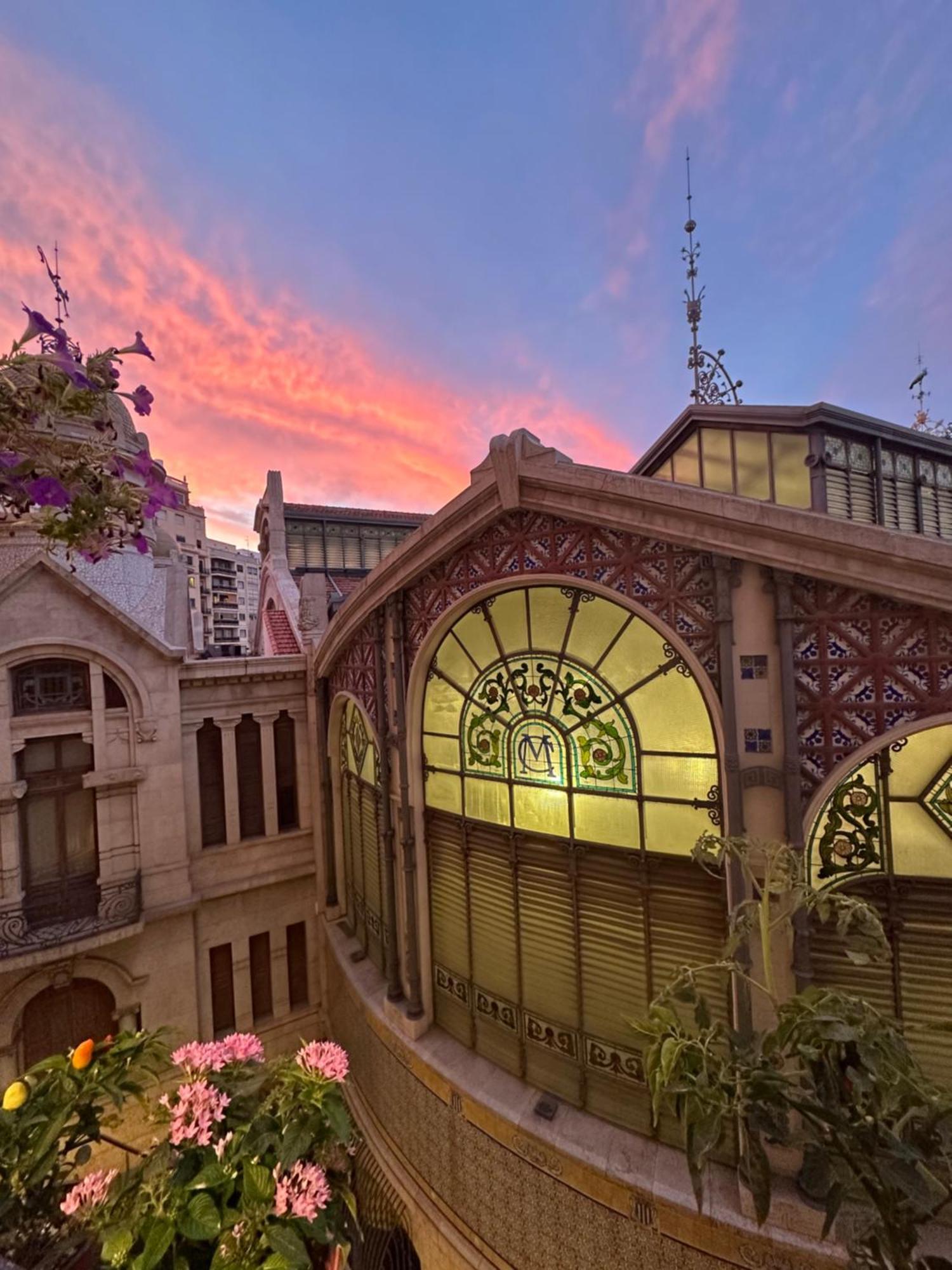Mirador 1 Del Mercado Central - Habitacion Con Bano Privado En El Centro De La Ciudad Vella 瓦伦西亚 外观 照片