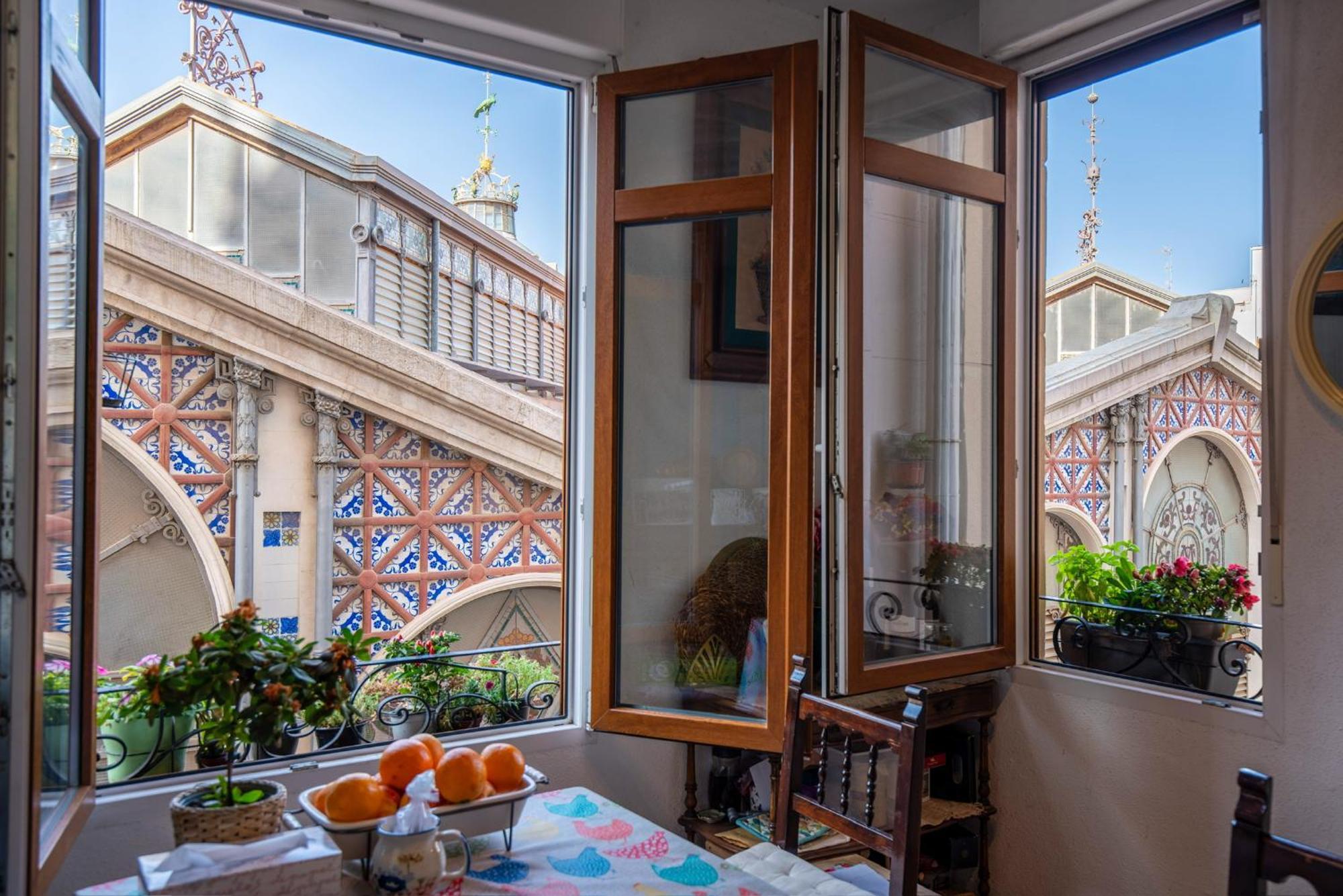 Mirador 1 Del Mercado Central - Habitacion Con Bano Privado En El Centro De La Ciudad Vella 瓦伦西亚 外观 照片